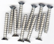 Schrauben + Klammern